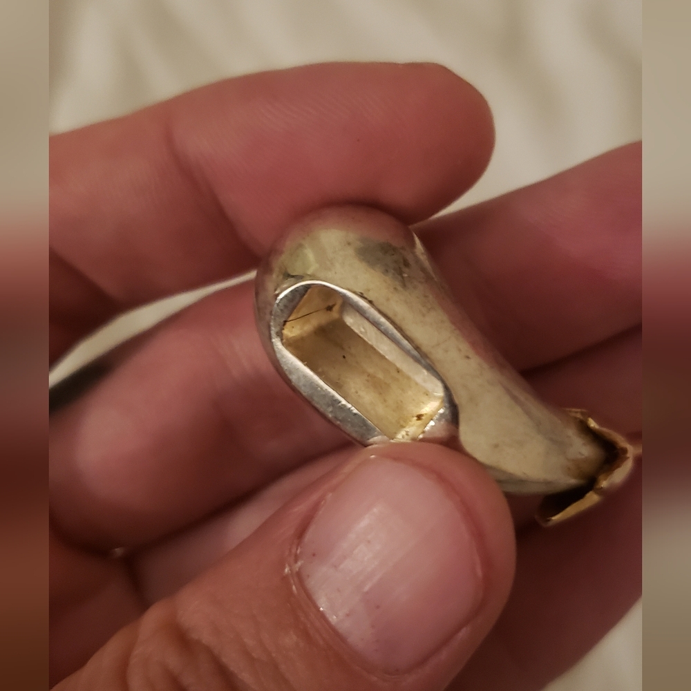 Elegant Gold and Silver Women's Jewelry Piece/Trinket